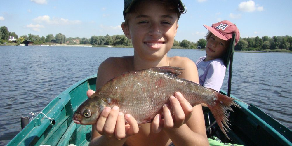 Рыбалка в черте Киева и ниже по Днепру